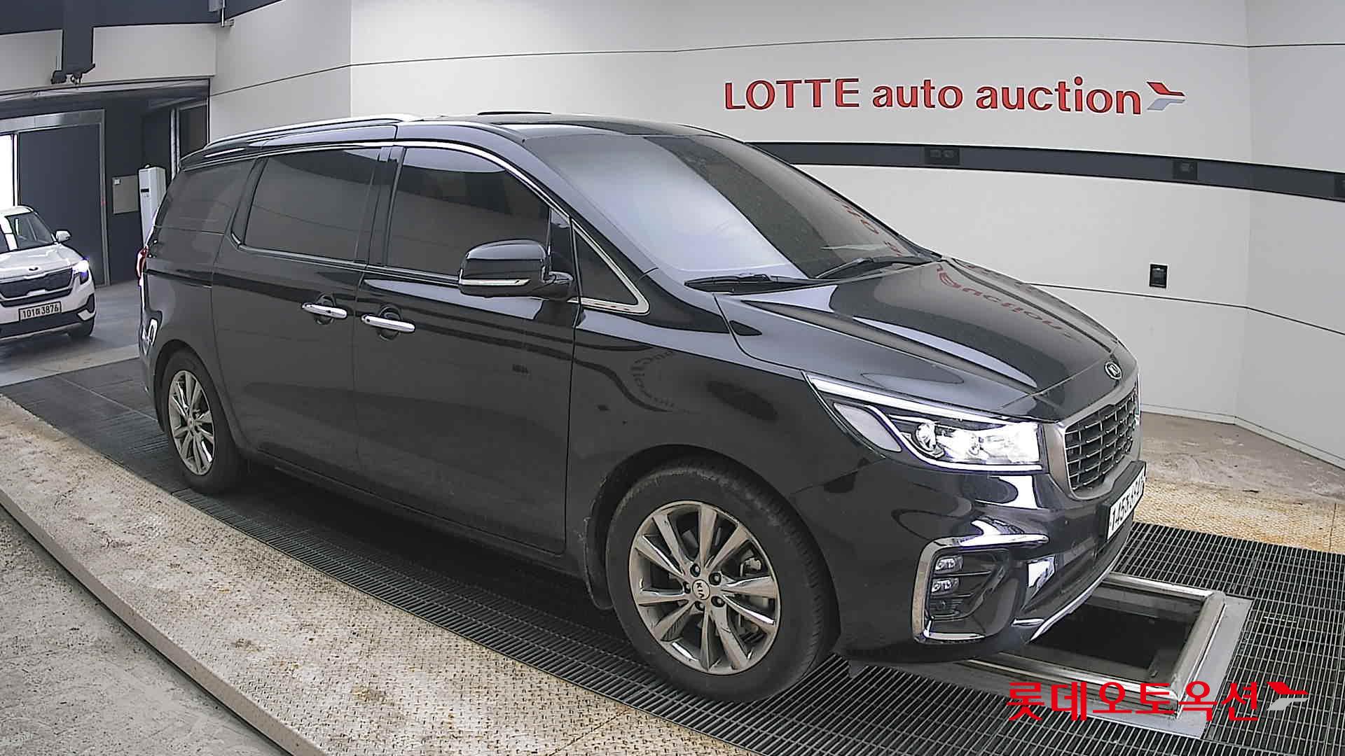 كيا نيو كارنيفال 2020 - صورة 23