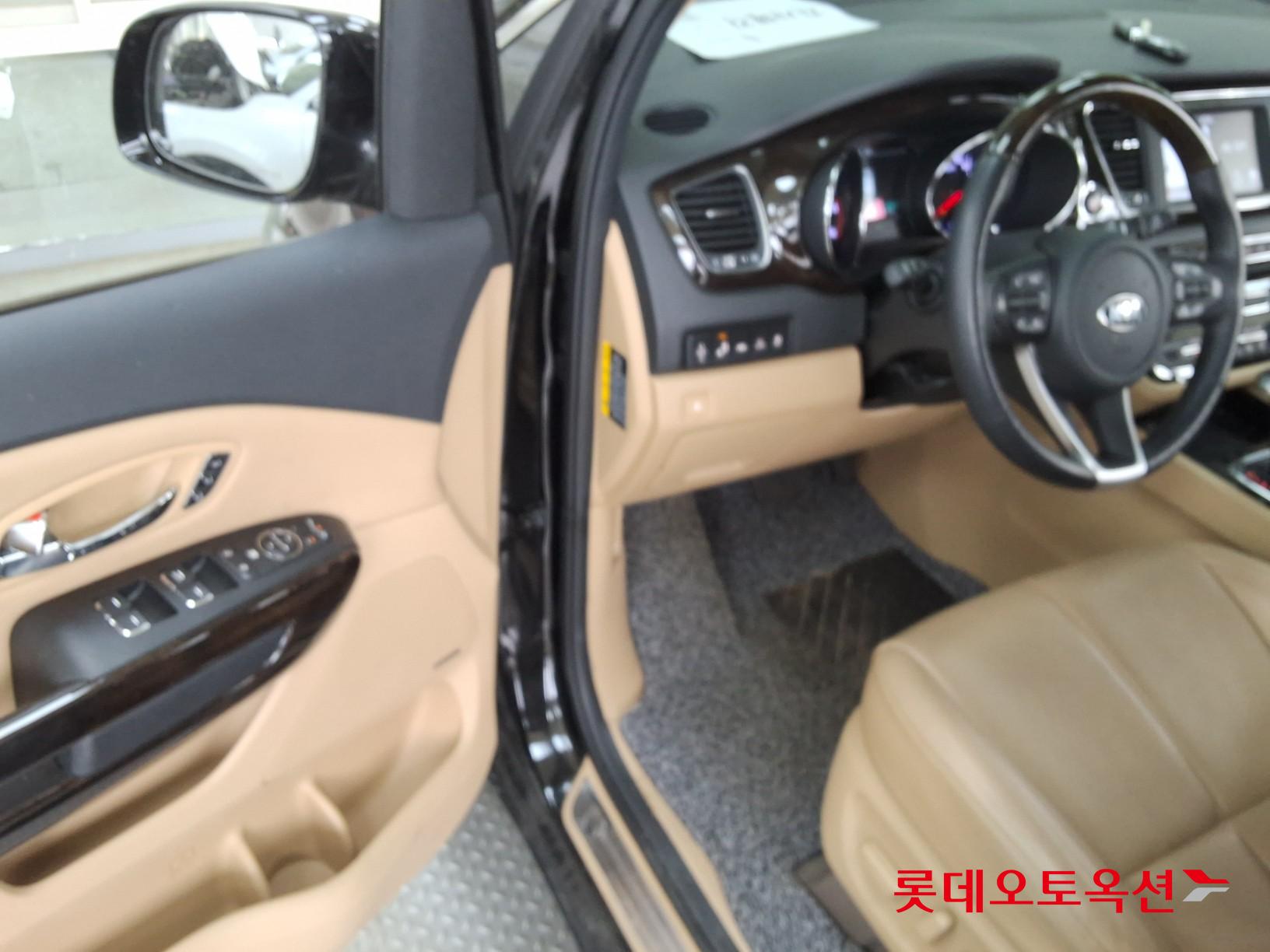 كيا نيو كارنيفال 2020 - صورة 37