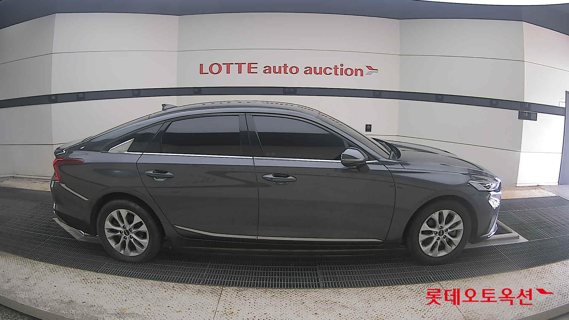 2022 - kia k8