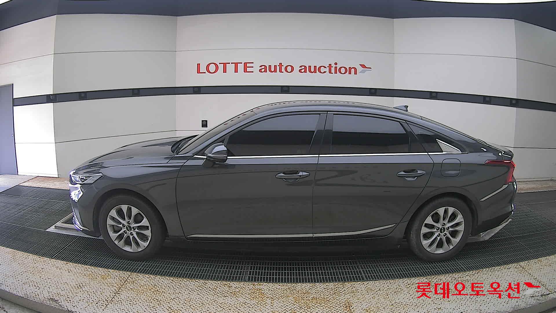 2022 - kia k8