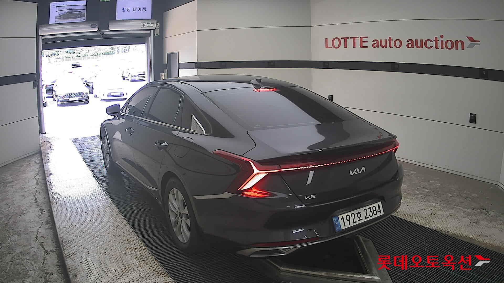 2022 - kia k8
