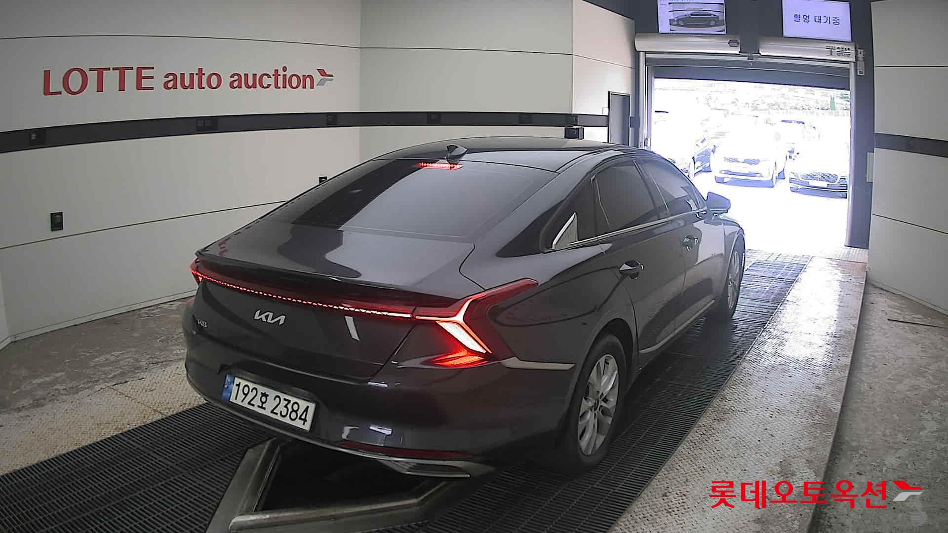 2022 - kia k8