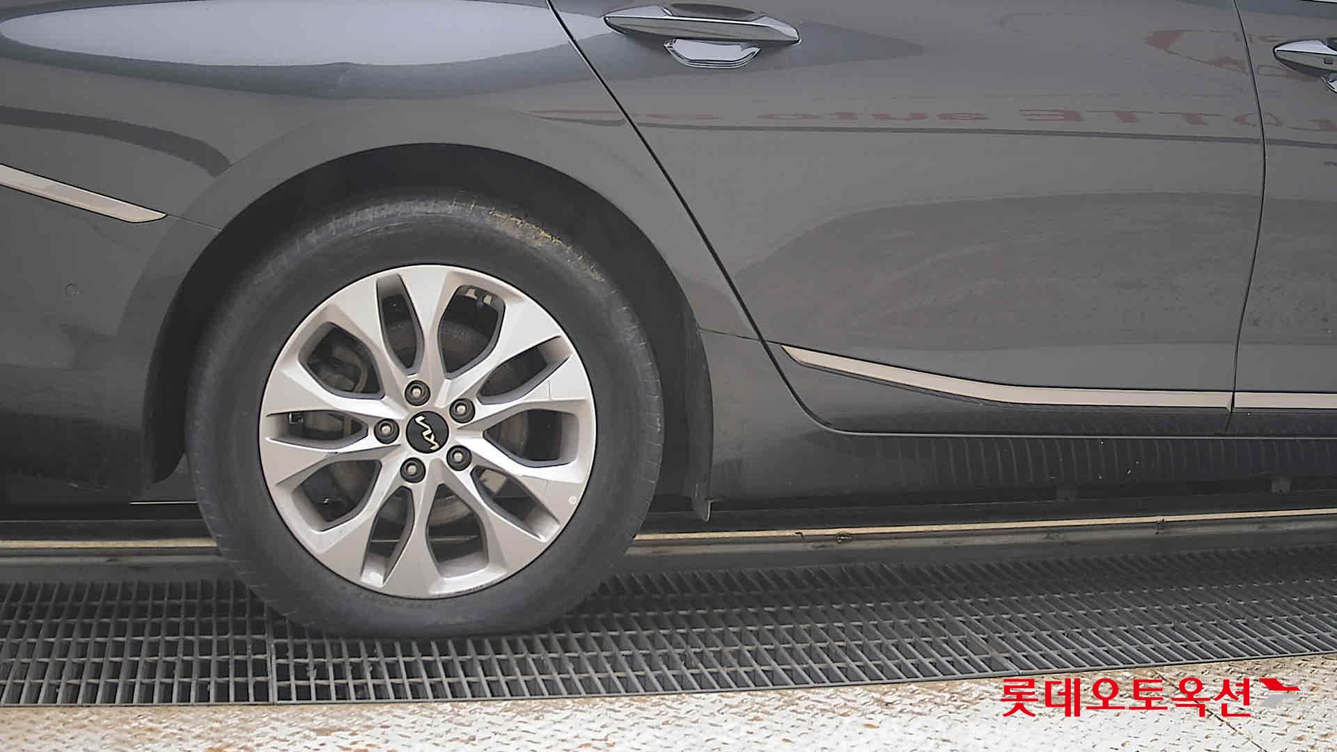 2022 - kia k8