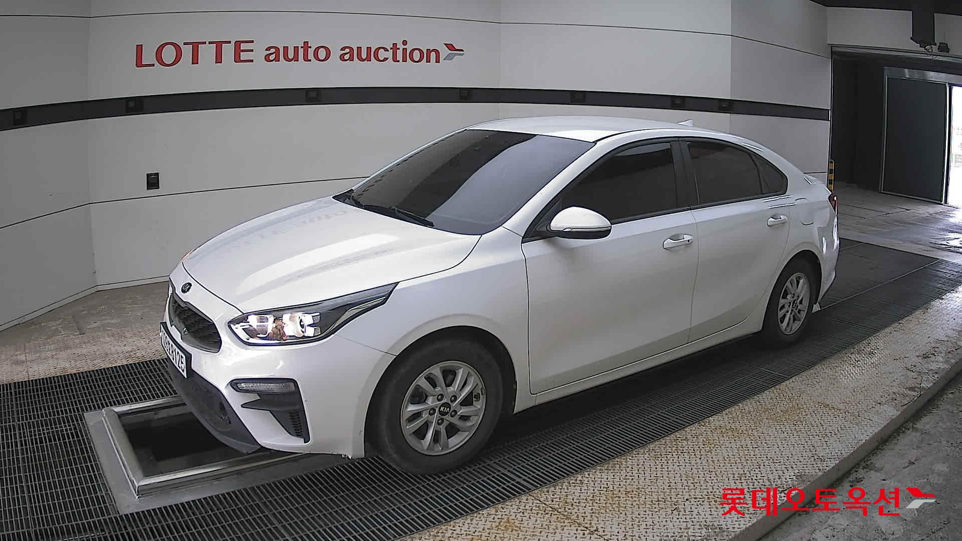 Kia K3 2020 - Image 11