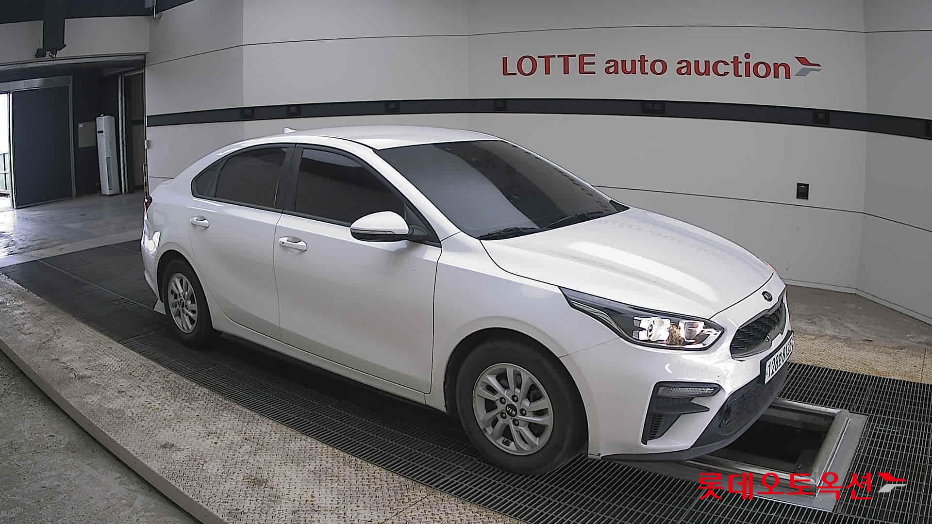 Kia K3 2020 - Image 23