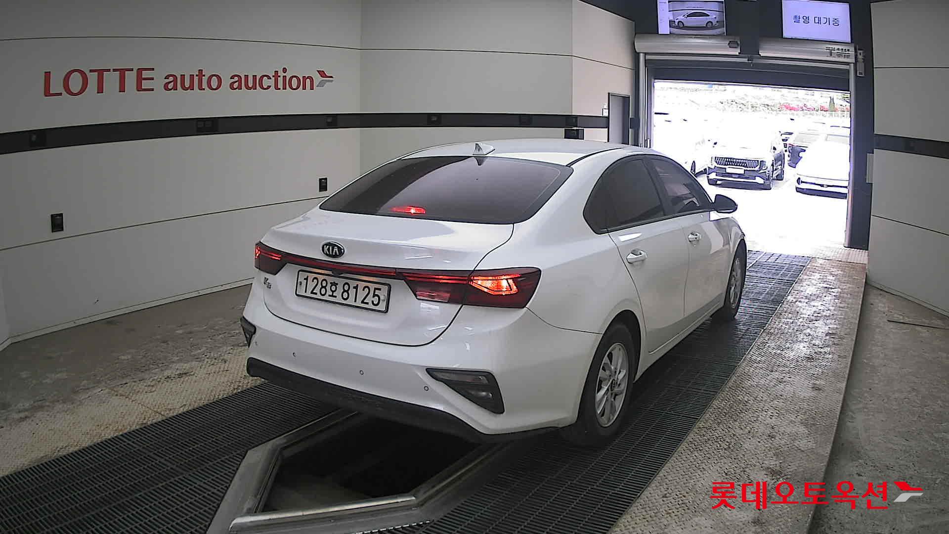 Kia K3 2020 - Image 18