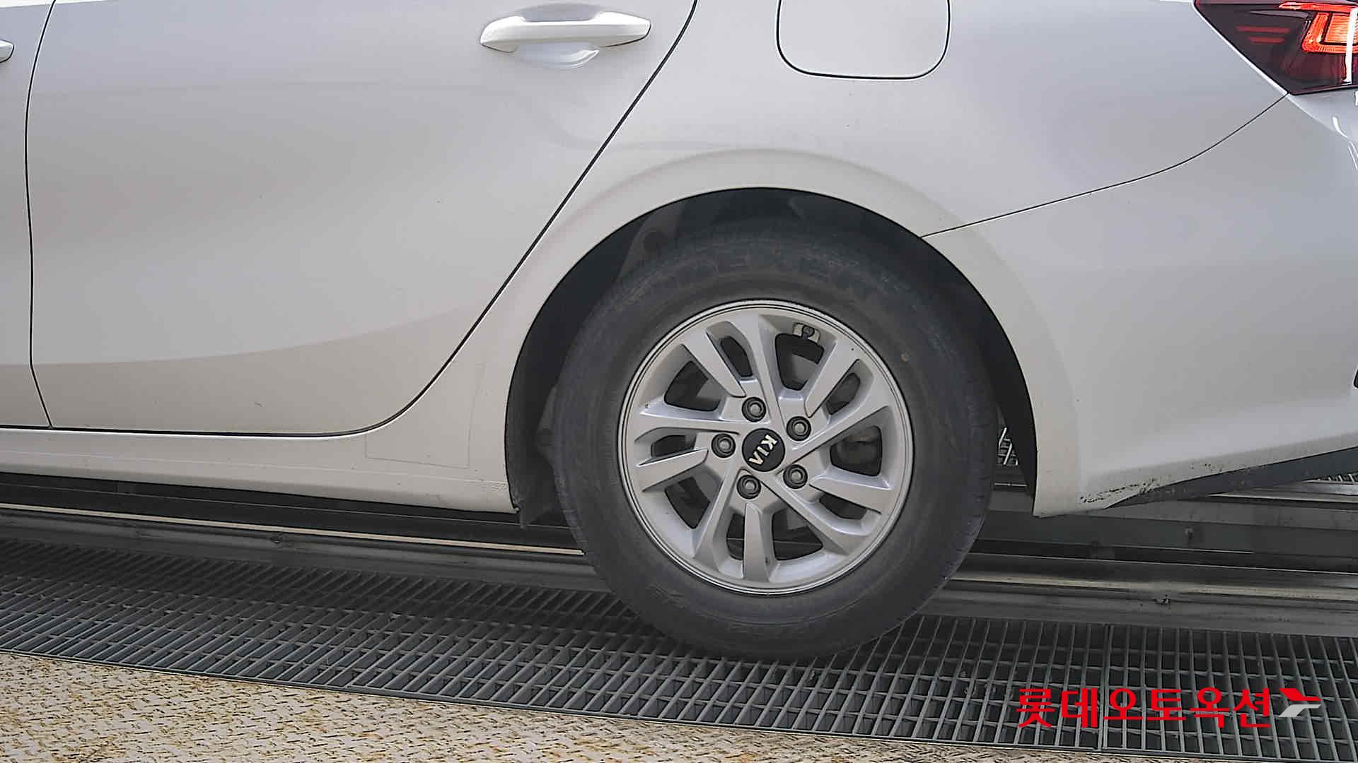 Kia K3 2020 - Image 26