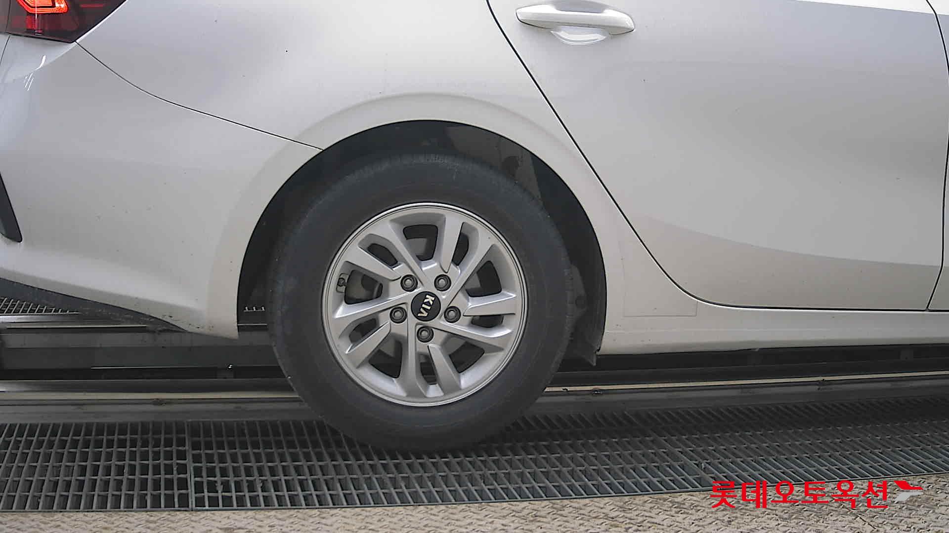 Kia K3 2020 - Image 28