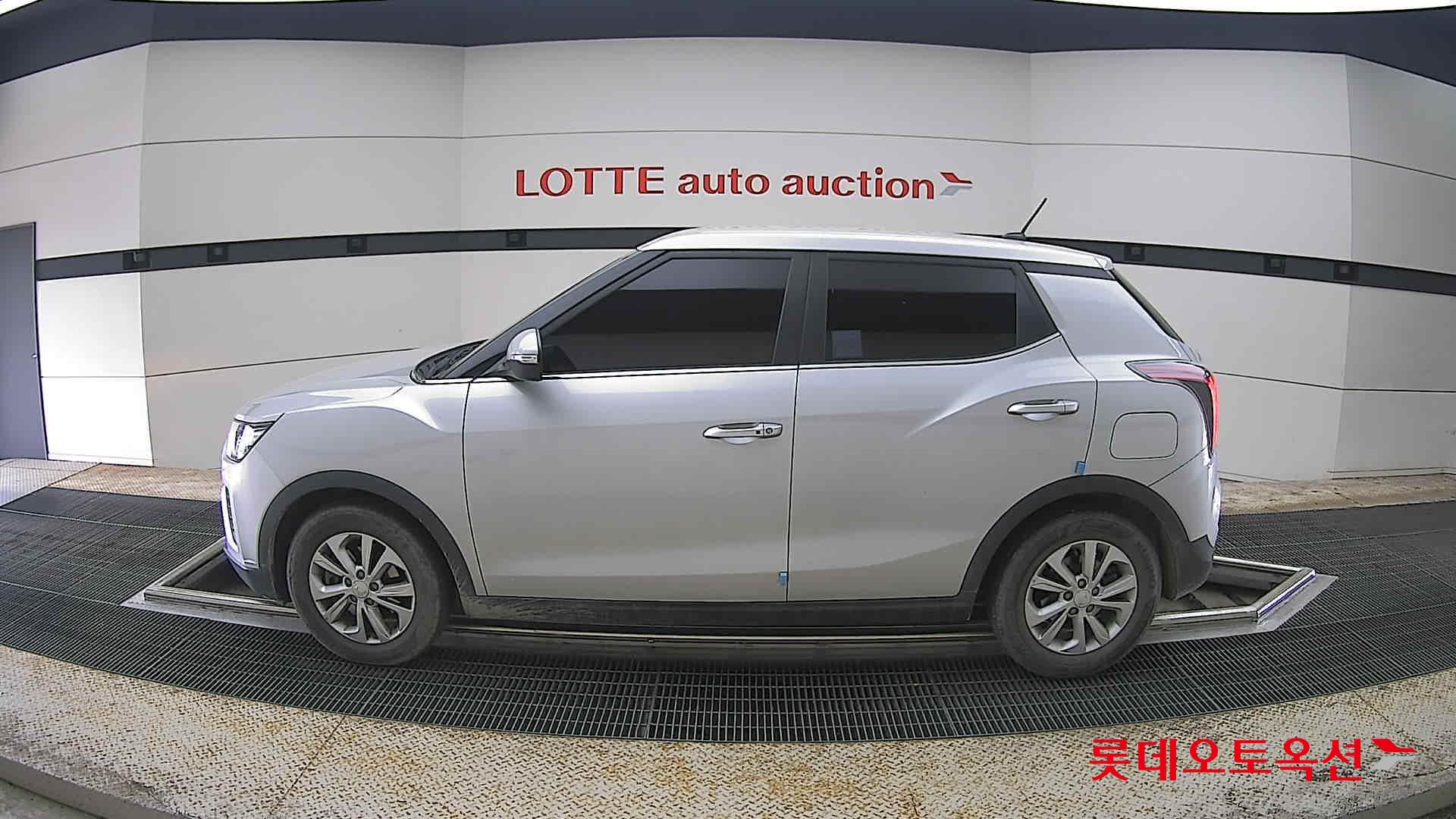 KG Mobility Tivoli 2020 - Image 13