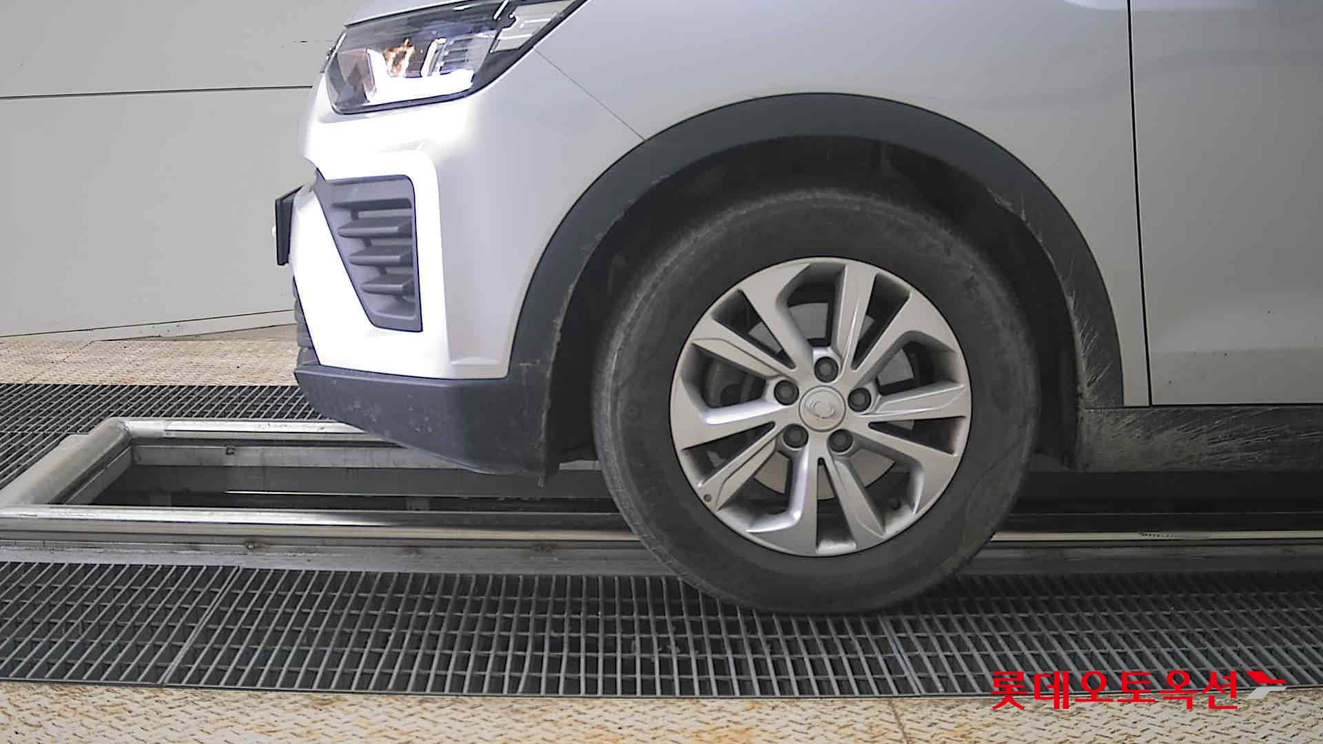 KG Mobility Tivoli 2020 - Image 25