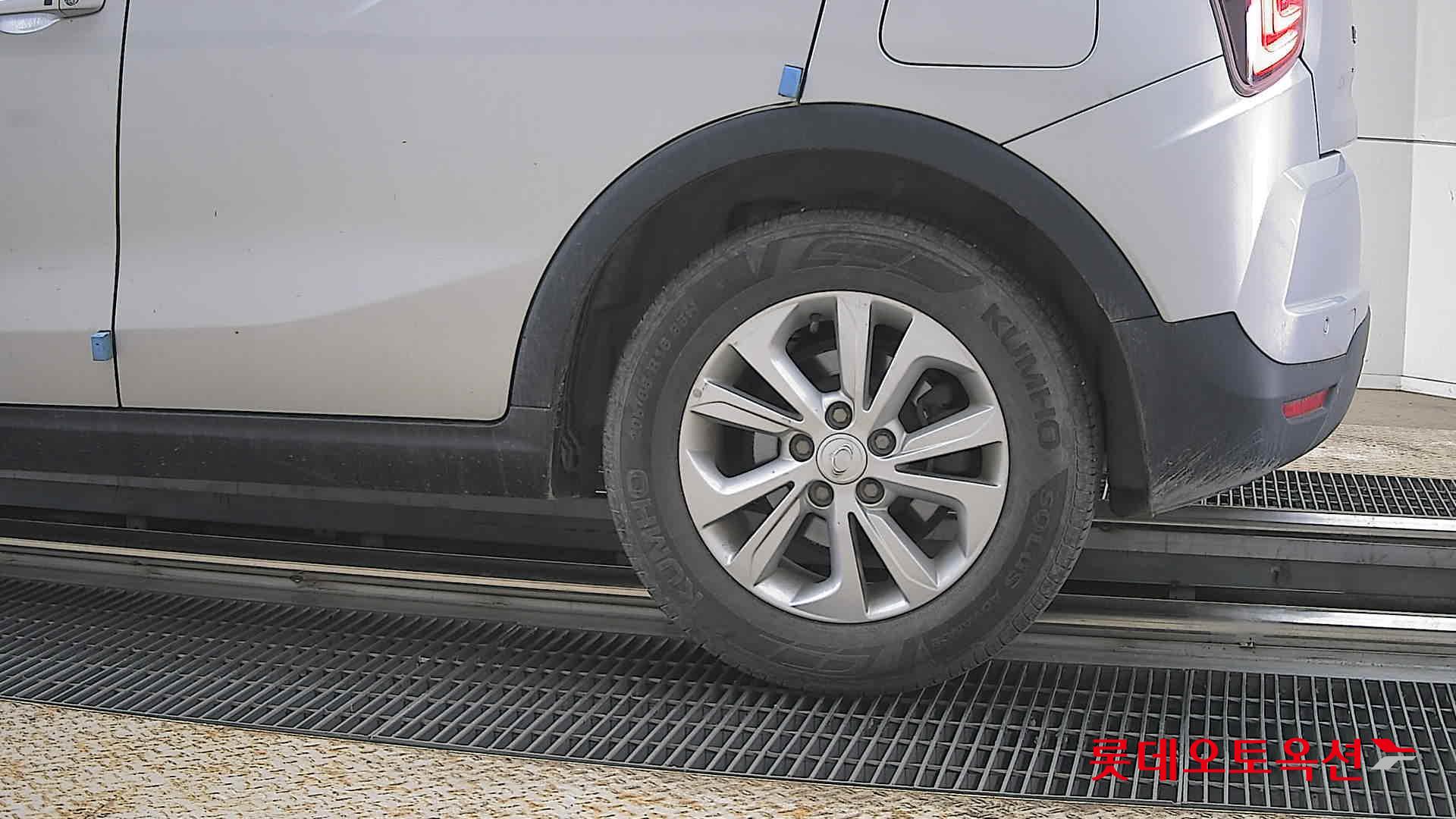 KG Mobility Tivoli 2020 - Image 26