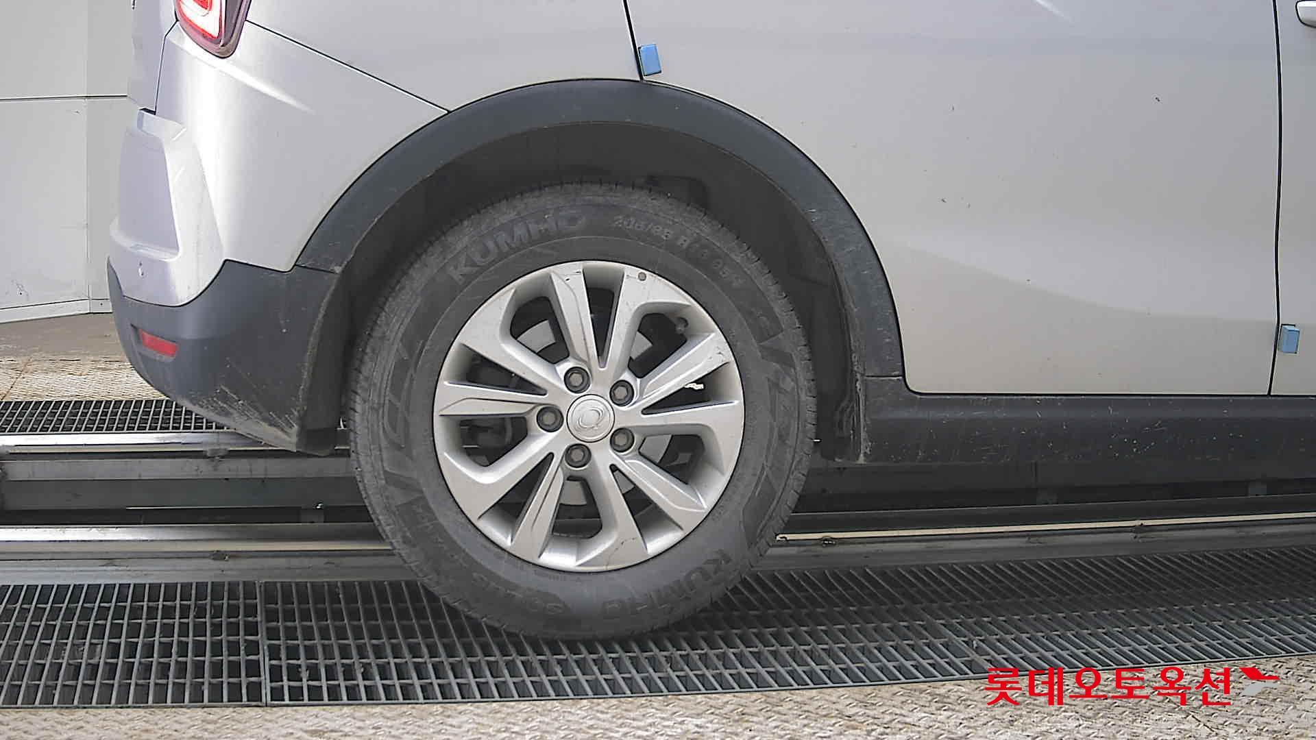 KG Mobility Tivoli 2020 - Image 28