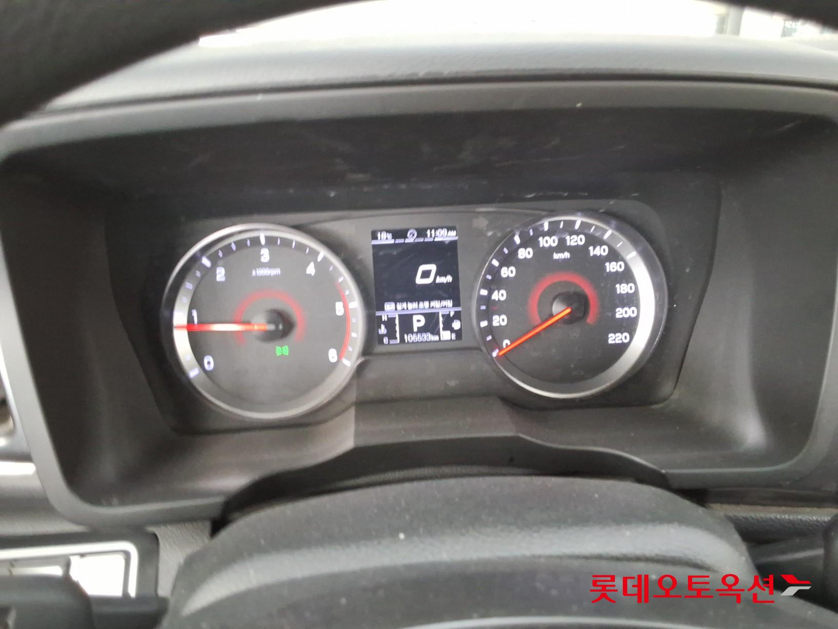 KG Mobility Tivoli 2020 - Image 31