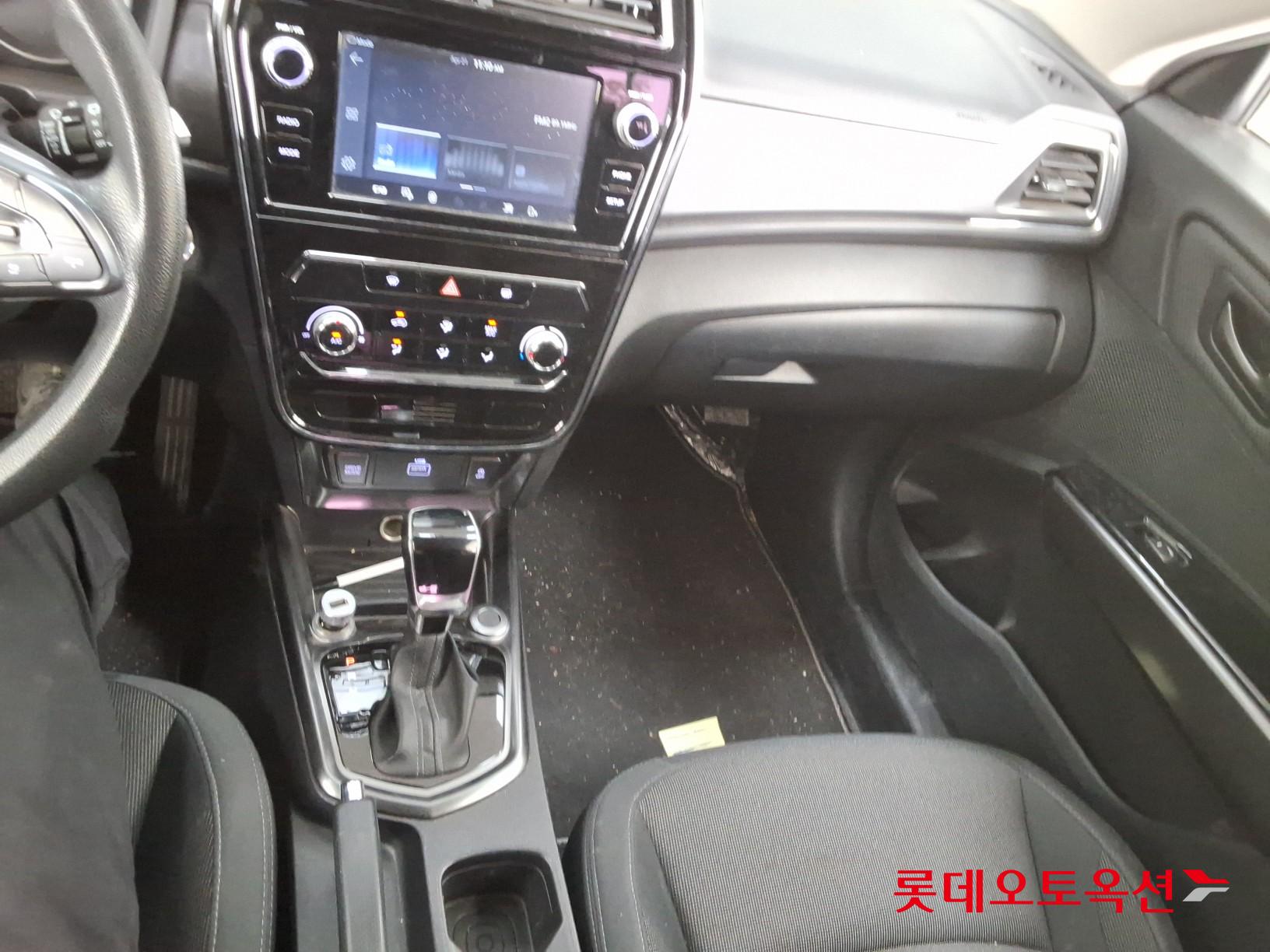 KG Mobility Tivoli 2020 - Image 35