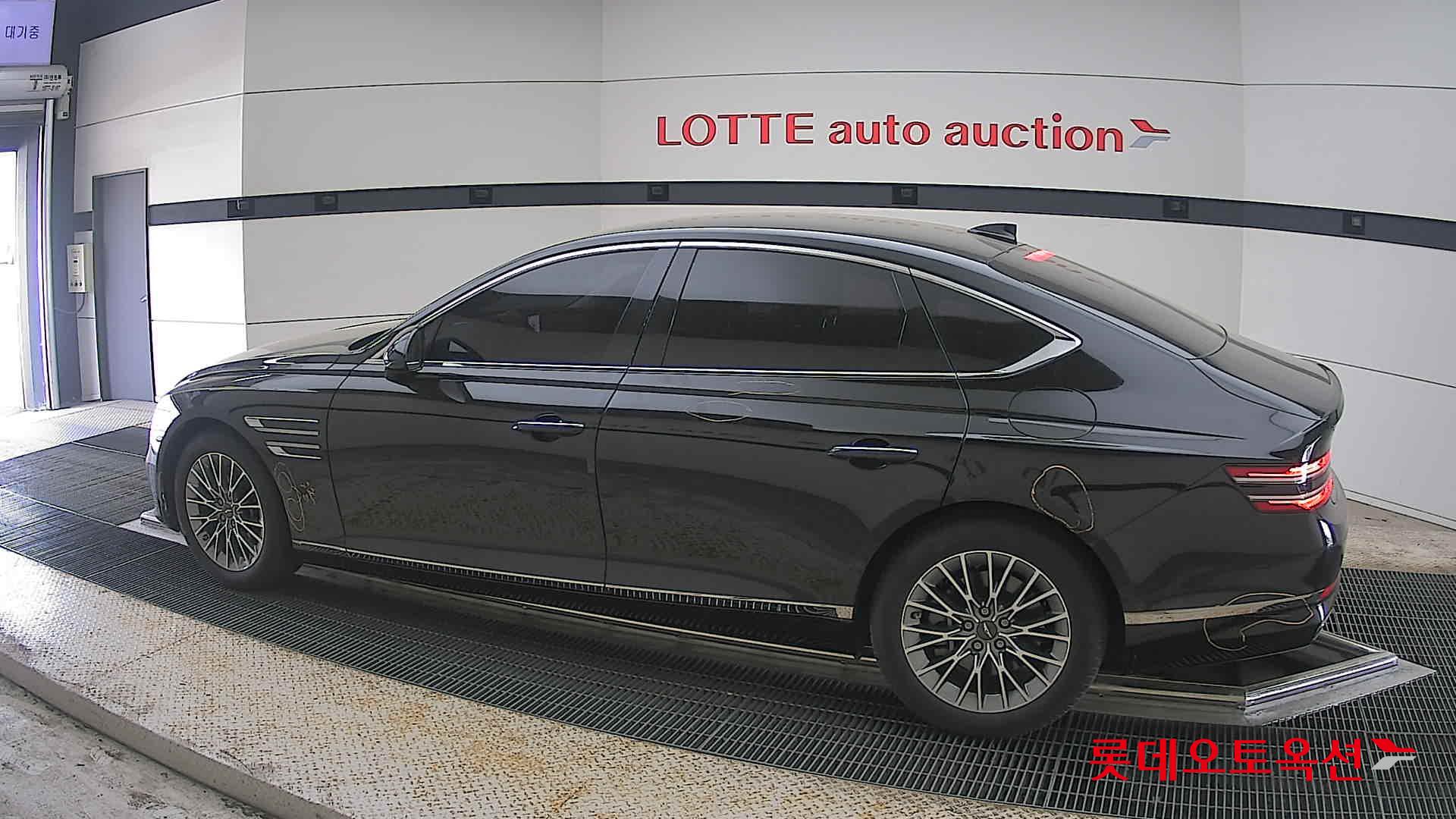 Genesis G80 - 14