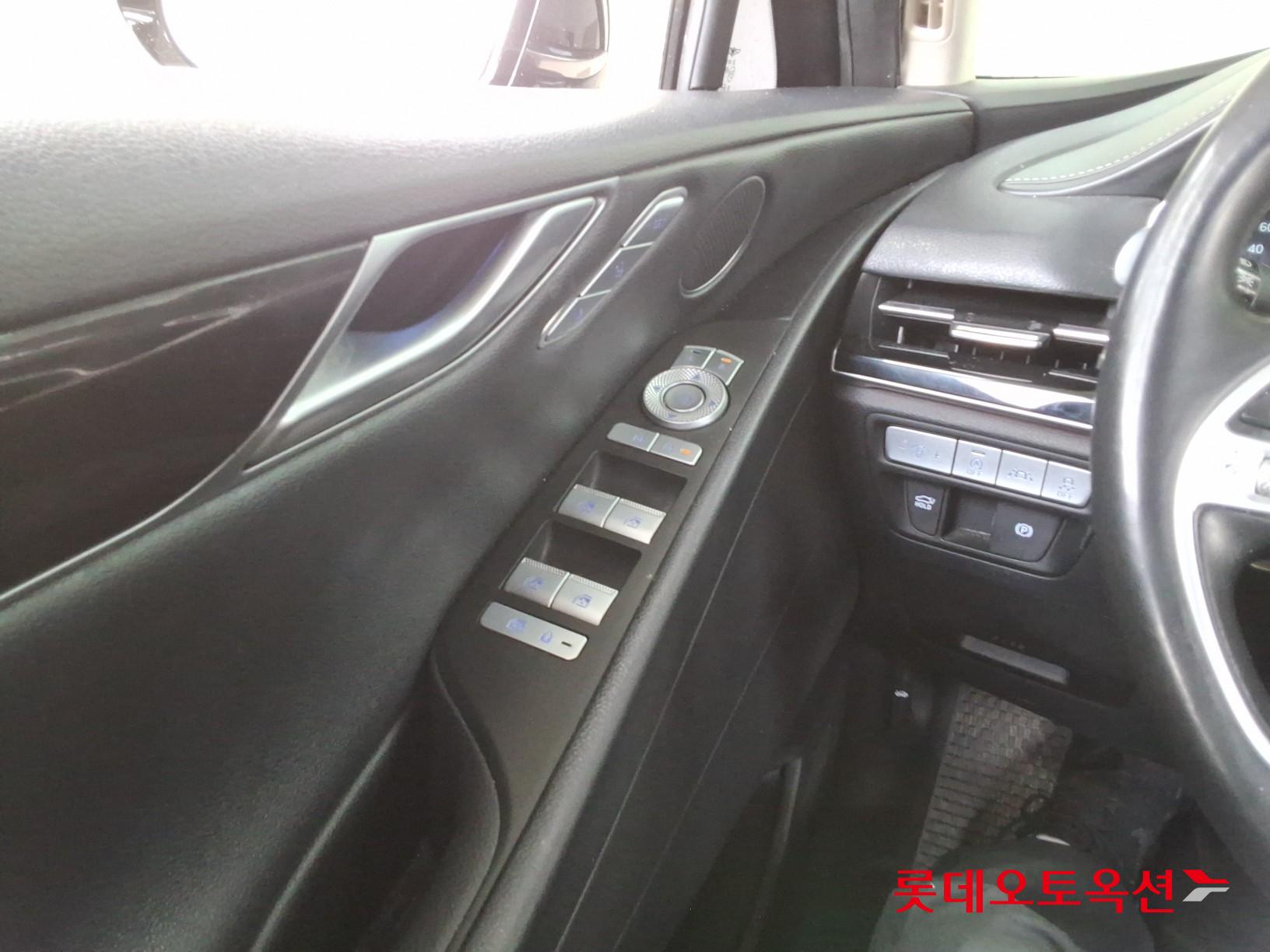 Genesis G80 - 29