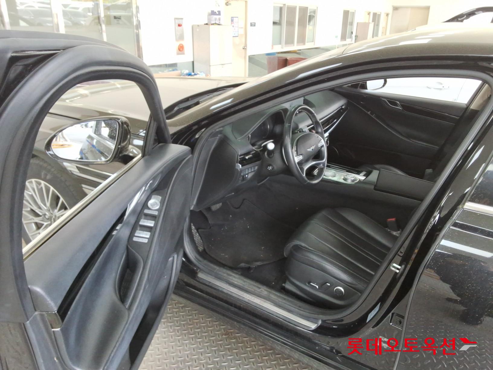 Genesis G80 - 36