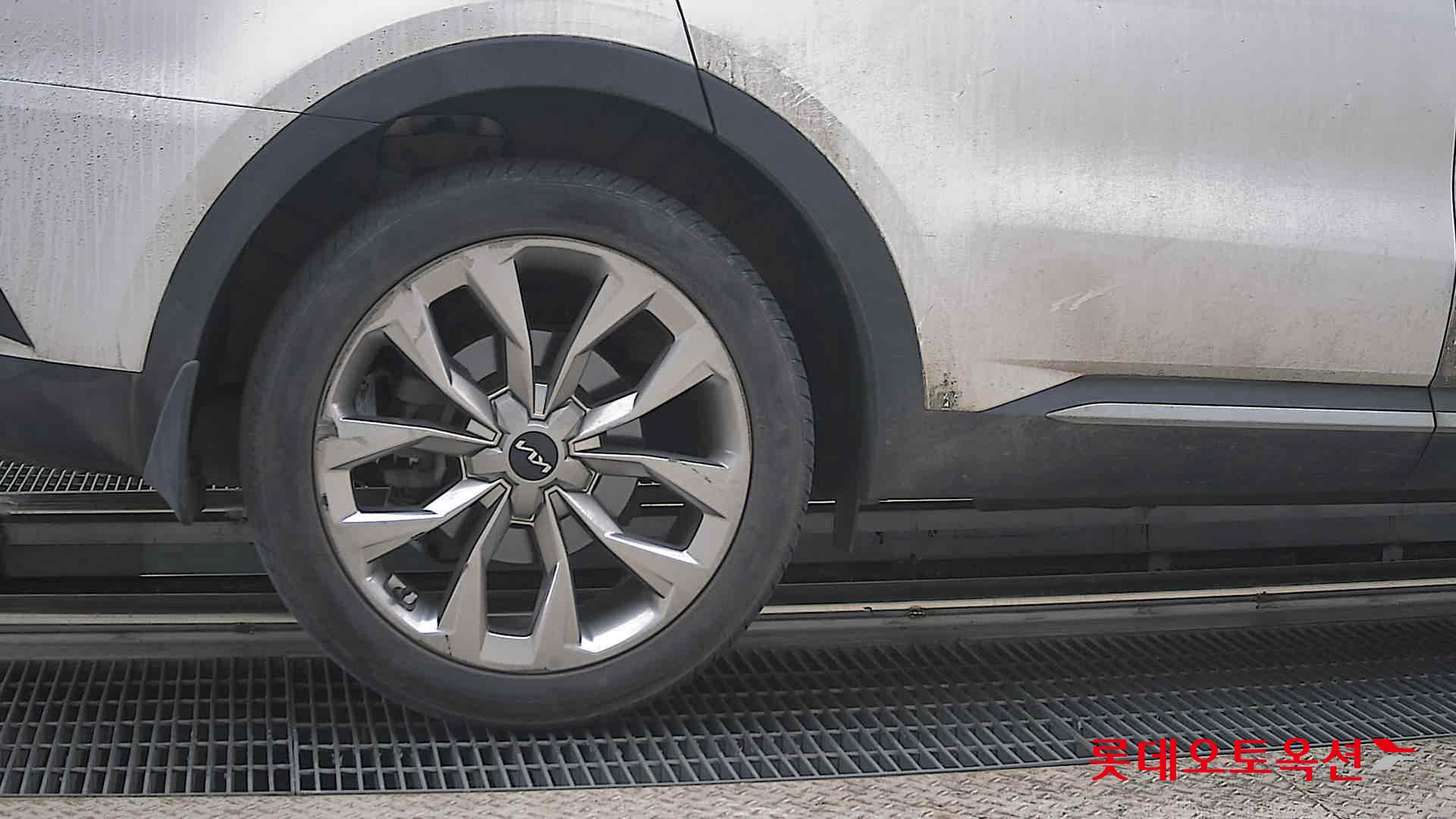 Kia Sorento - 28