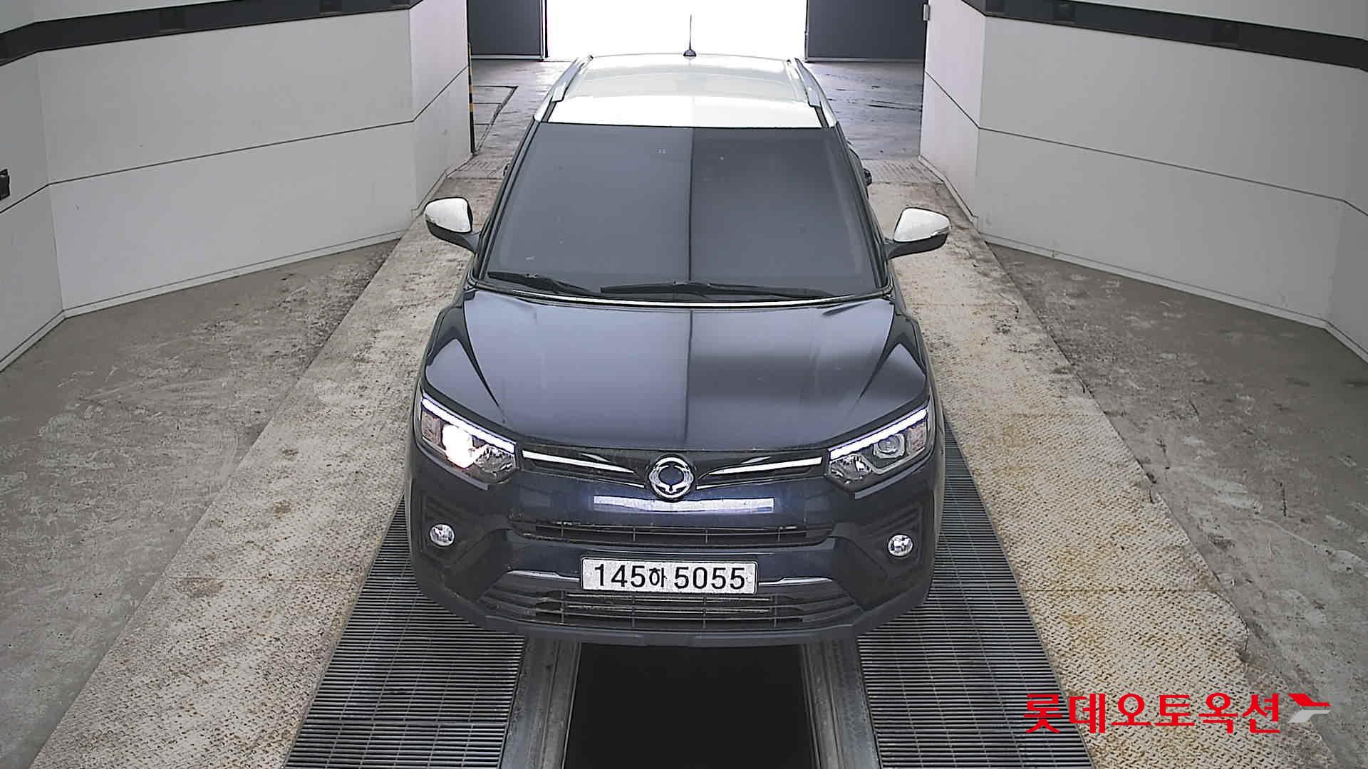 سانج يونج تيفولي