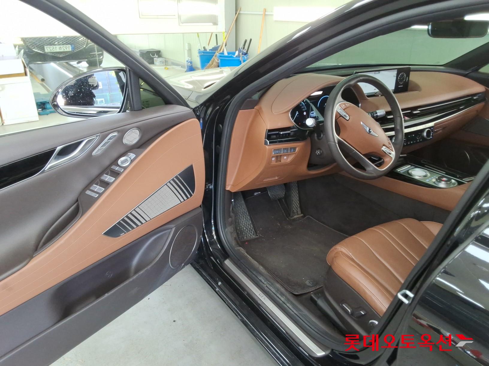 Genesis G80 - 35