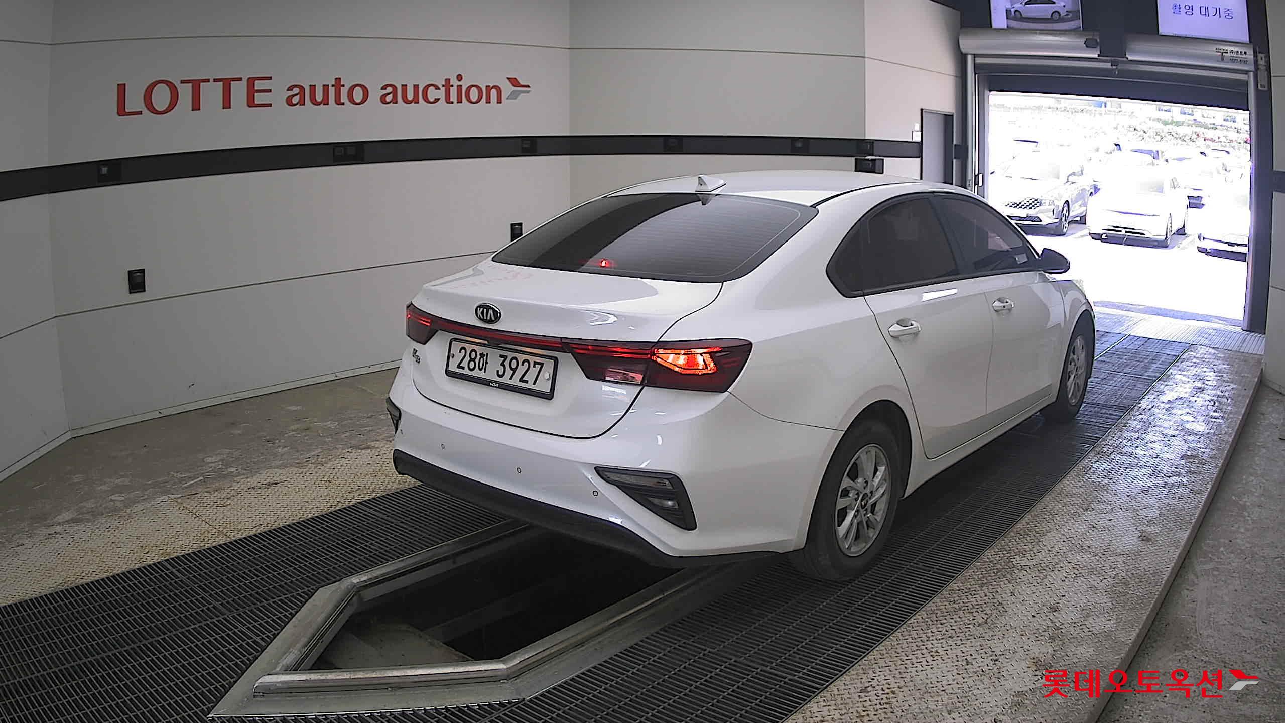 Kia K3 - 5