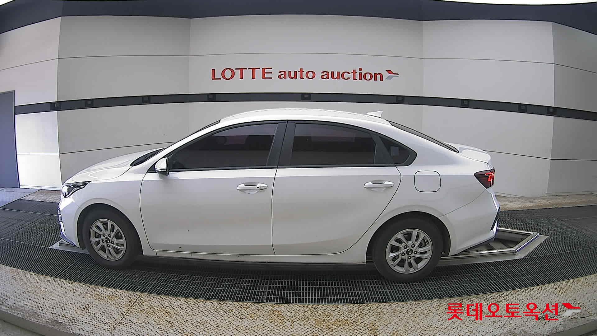 Kia K3 - 13