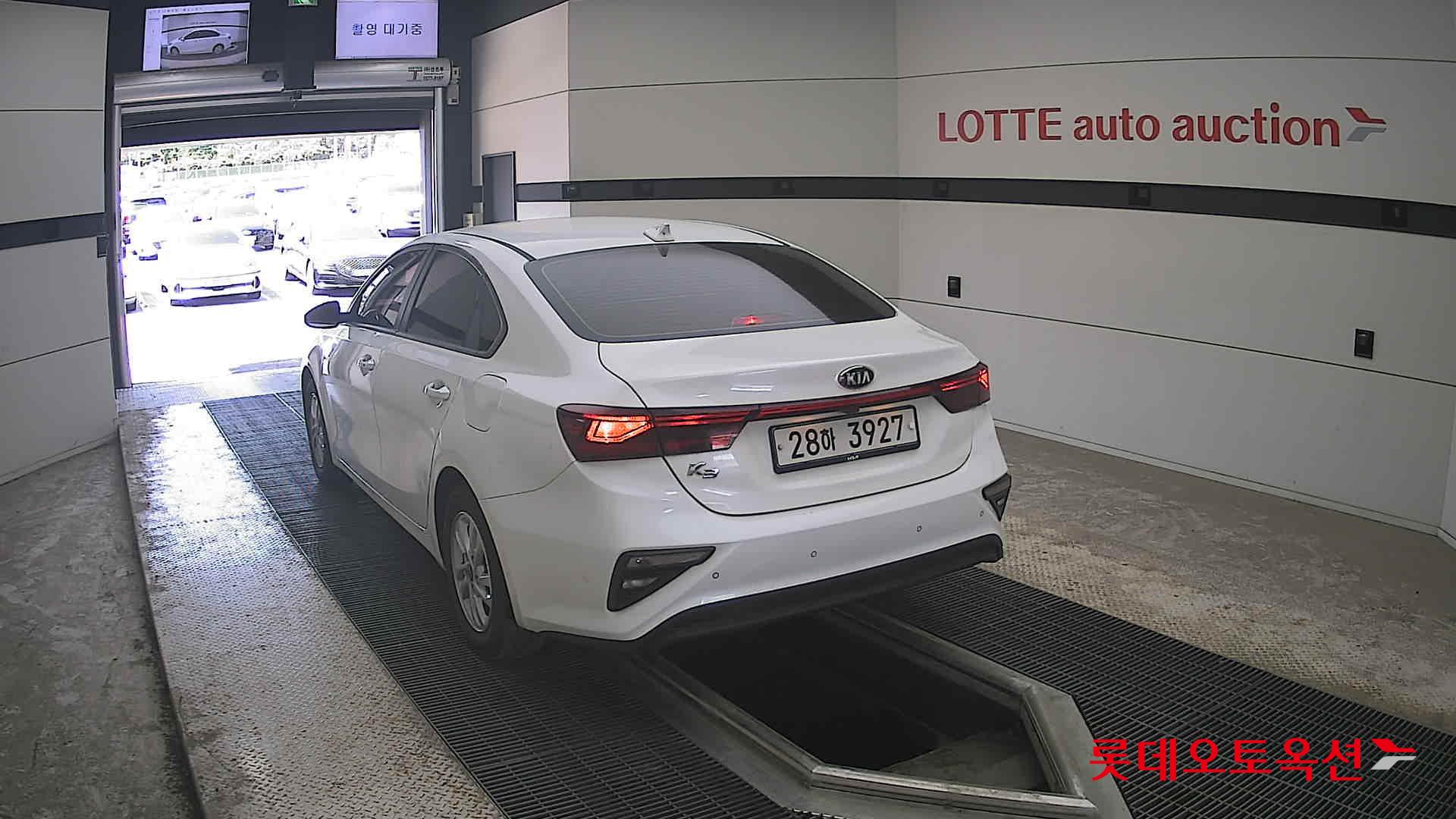 Kia K3 - 16