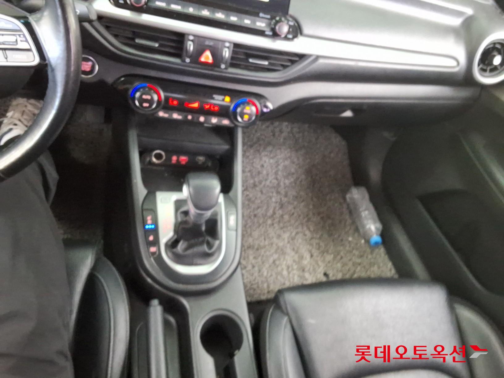 Kia K3 - 35