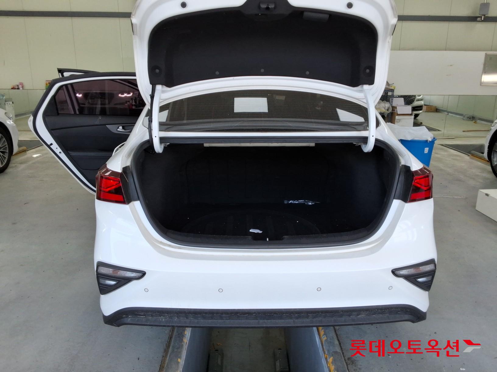 Kia K3 - 9