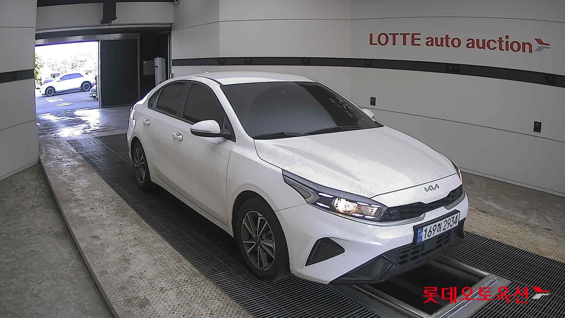 Kia K3 - 6