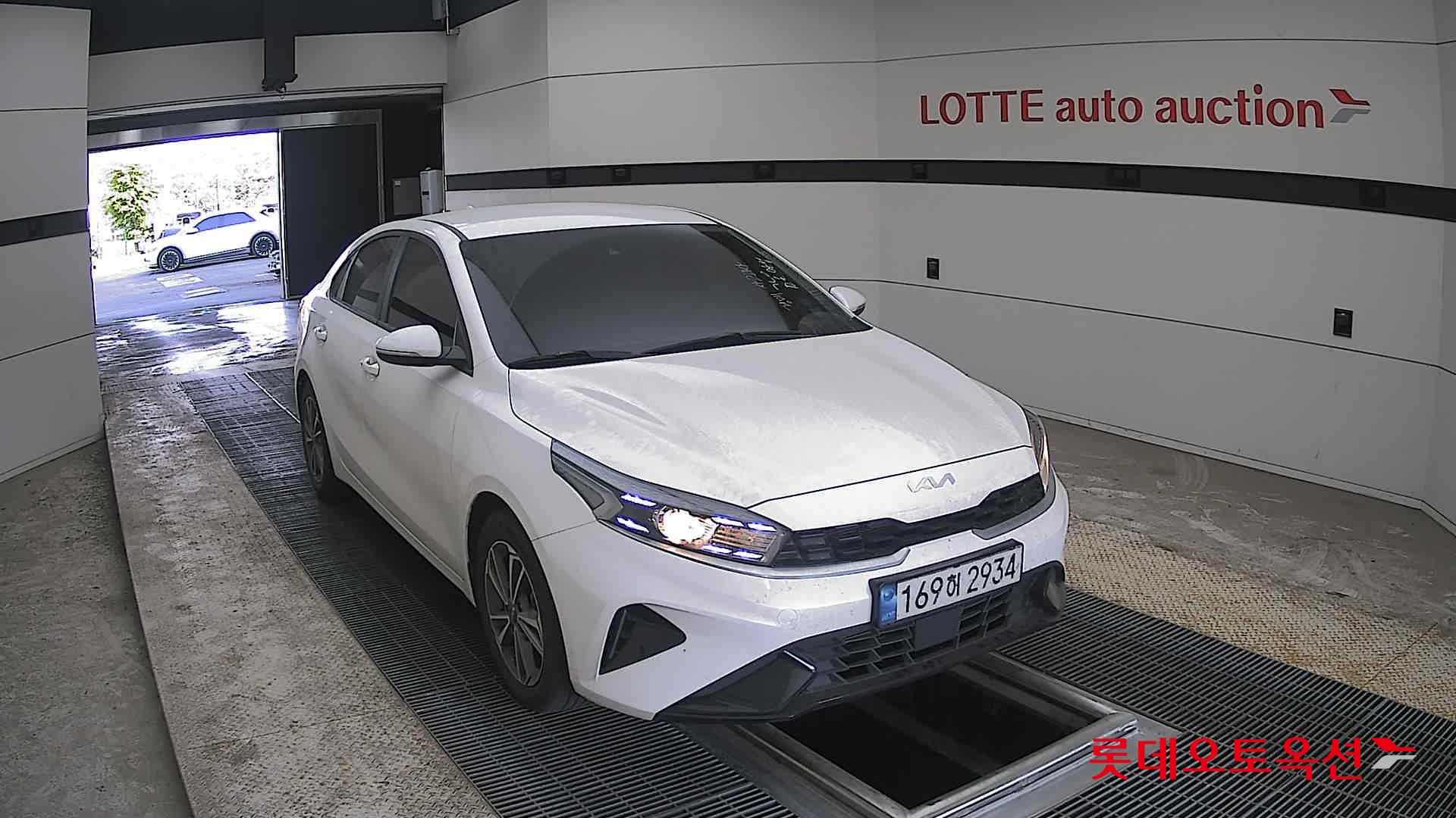 Kia K3 - 24