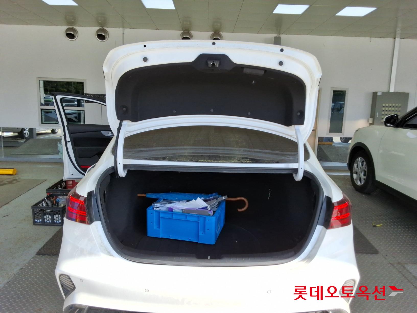 Kia K3 - 9
