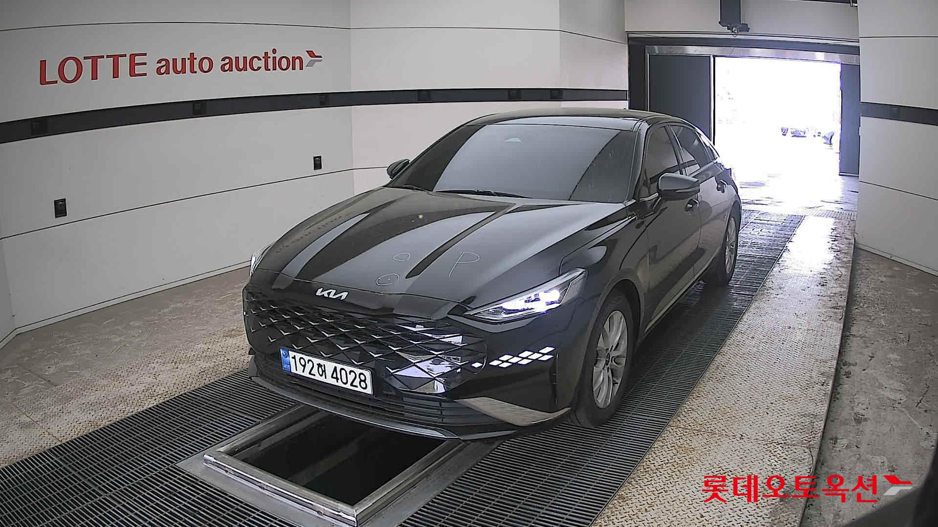 كيا K8 2023 - صورة 10