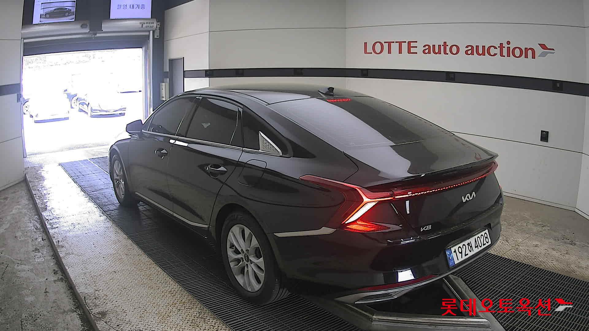 كيا K8 2023 - صورة 4