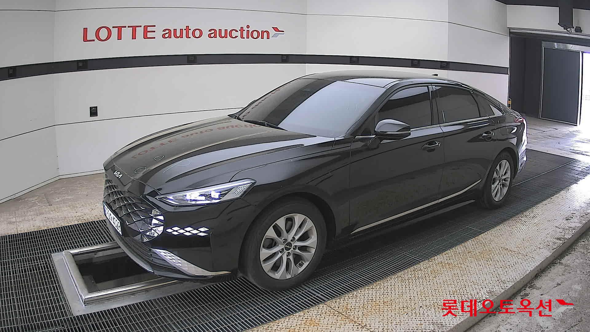 كيا K8 2023 - صورة 11