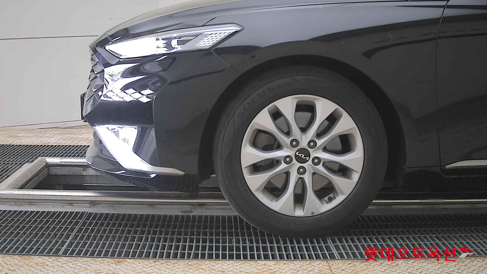 كيا K8 2023 - صورة 25