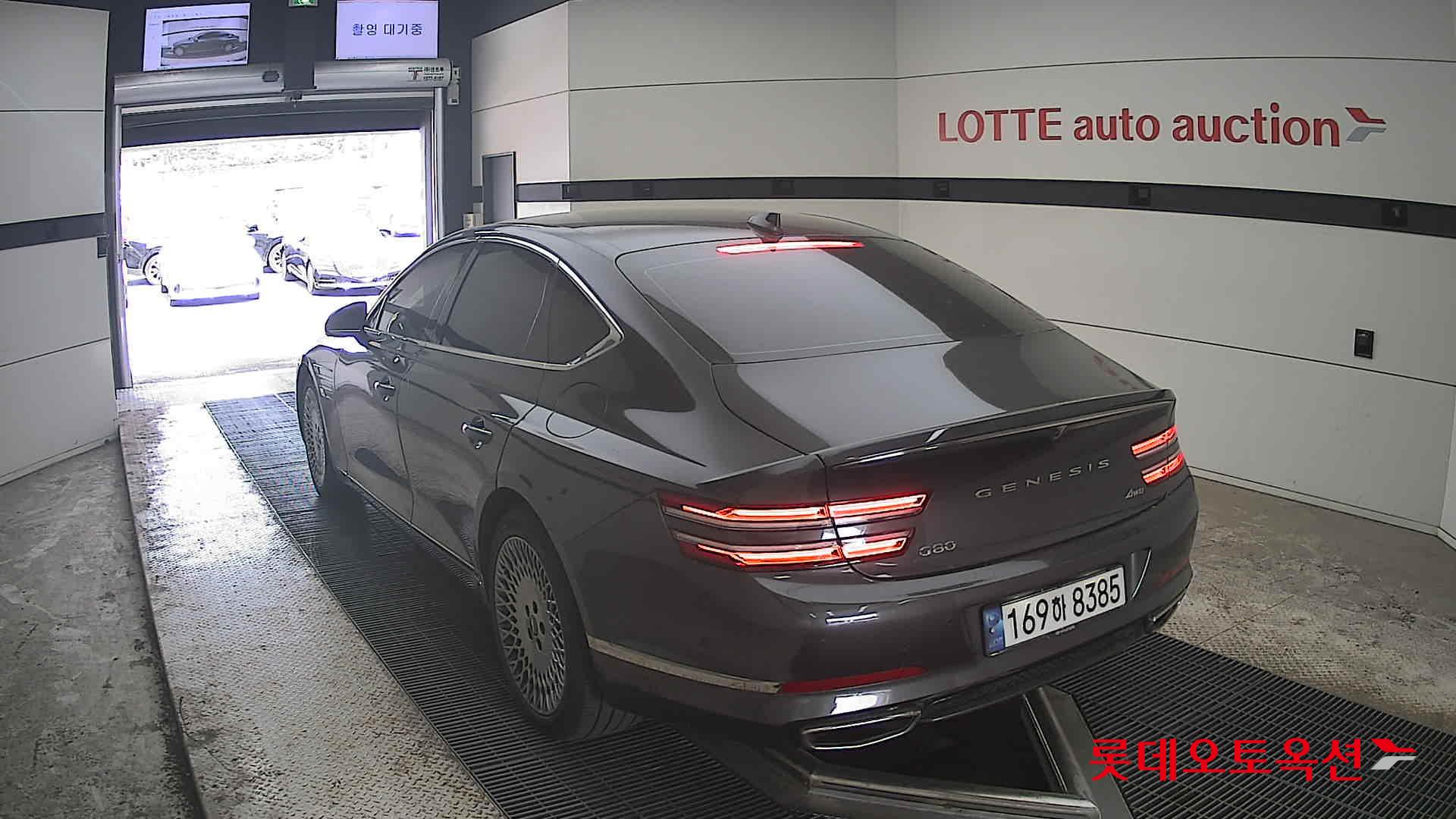 Genesis G80 - 16
