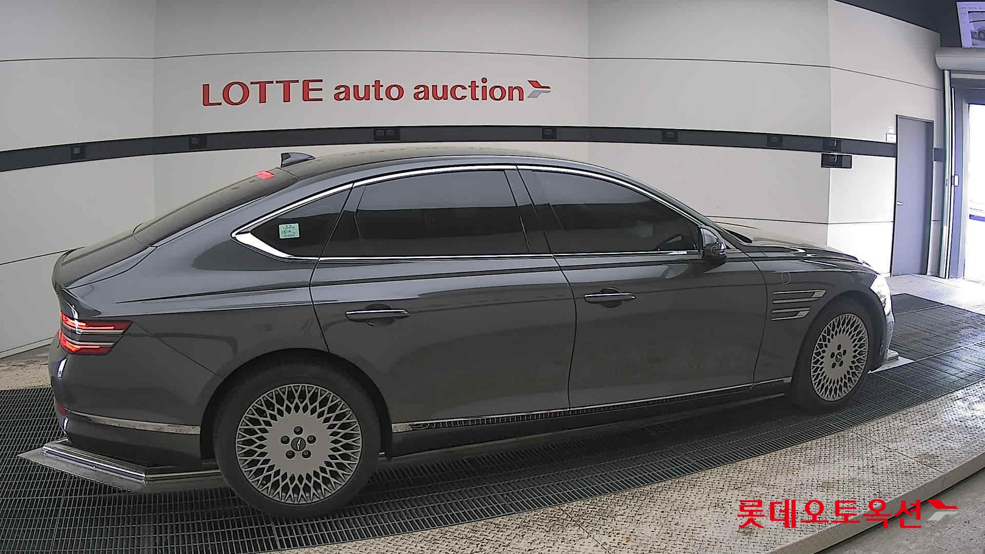 Genesis G80 - 20