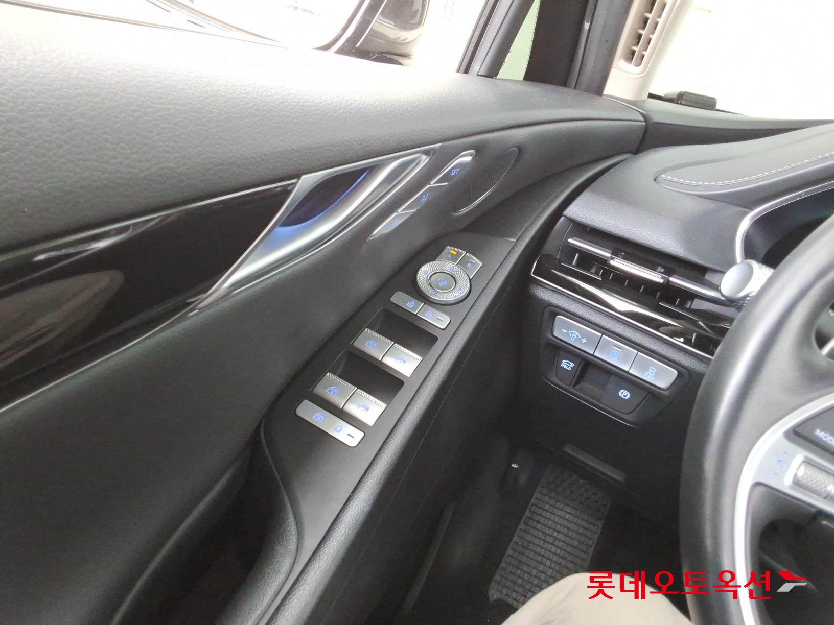 Genesis G80 - 29
