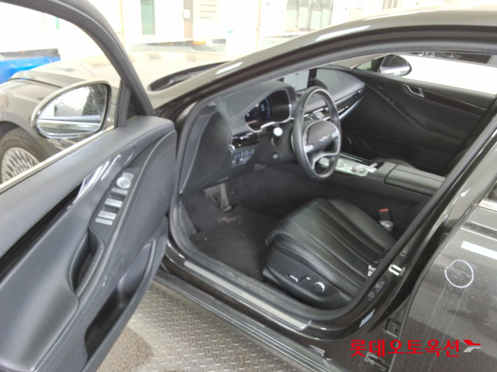 Genesis G80 - 35