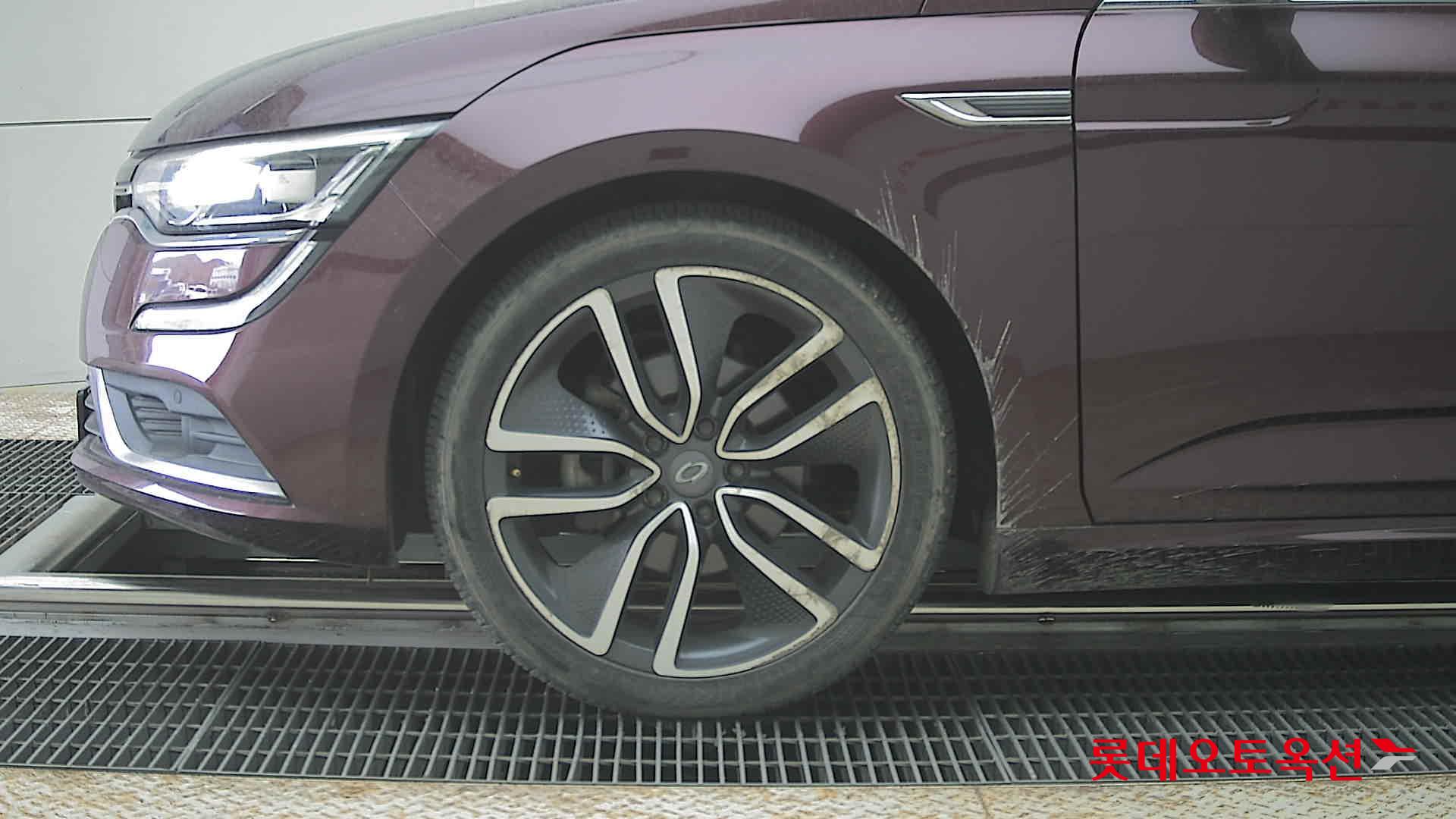 르노삼성자동차 SM6 2019 - 이미지 25