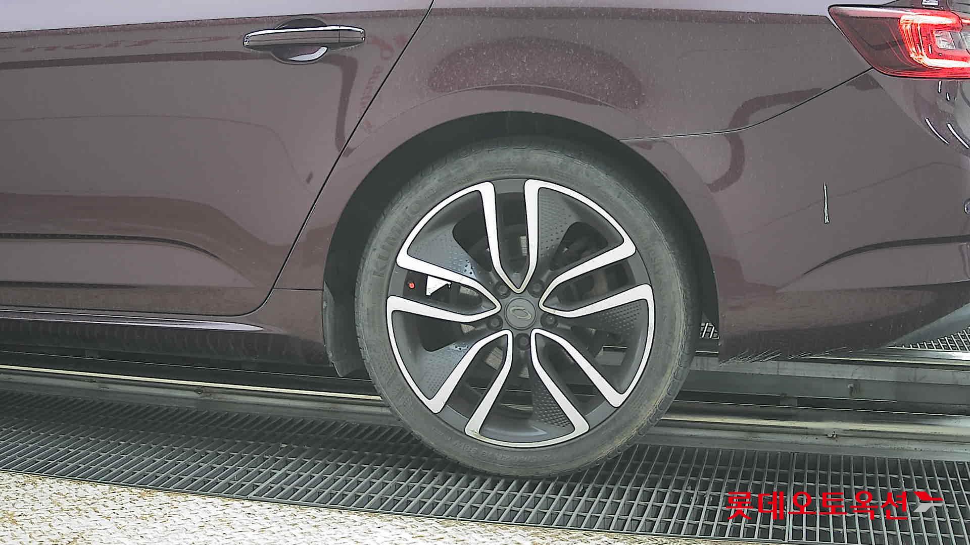 르노삼성자동차 SM6 2019 - 이미지 26