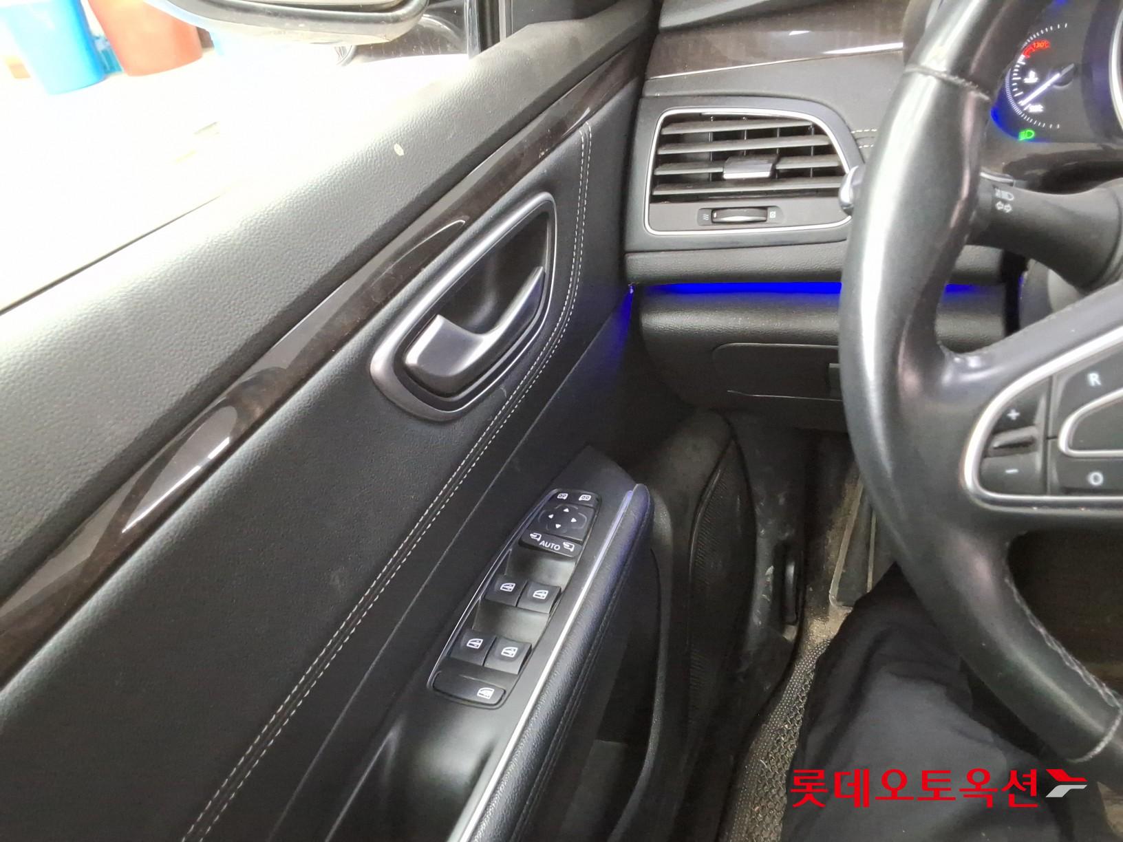 르노삼성자동차 SM6 2019 - 이미지 29