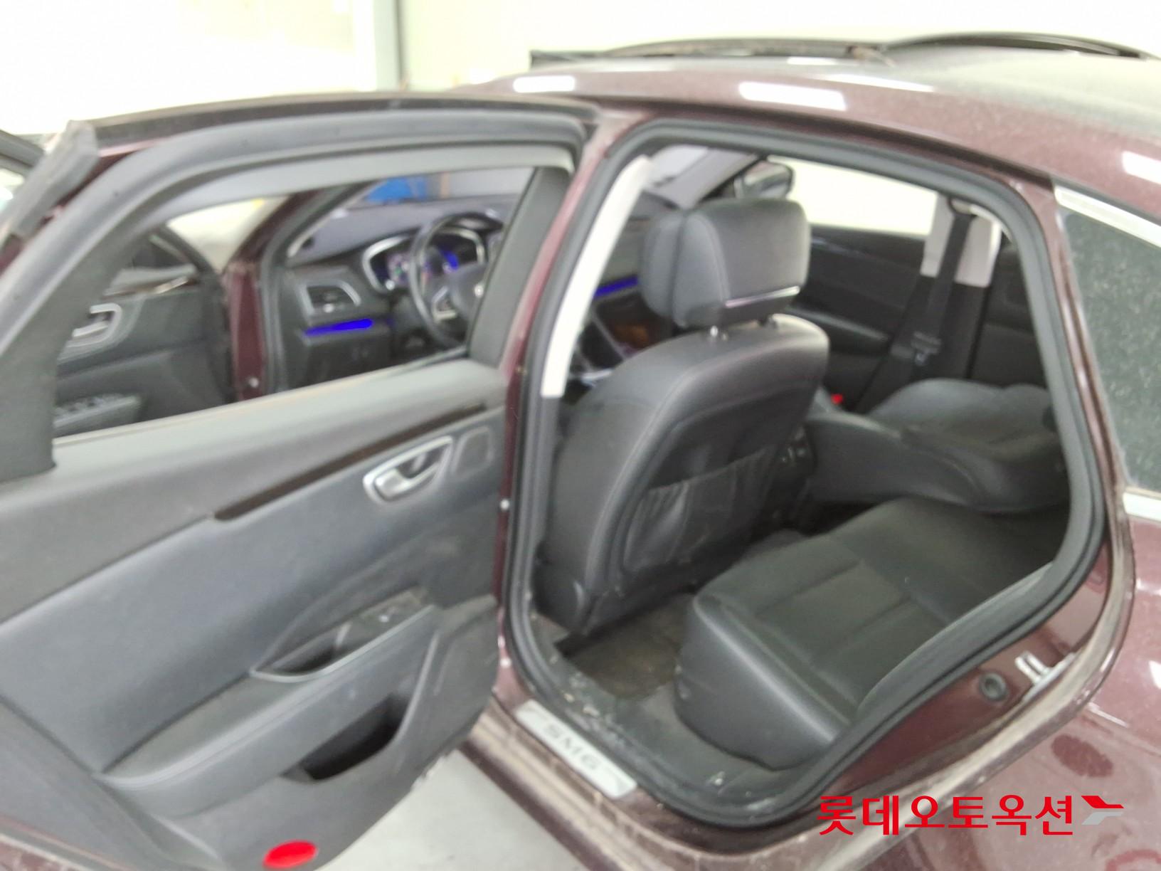 르노삼성자동차 SM6 2019 - 이미지 37