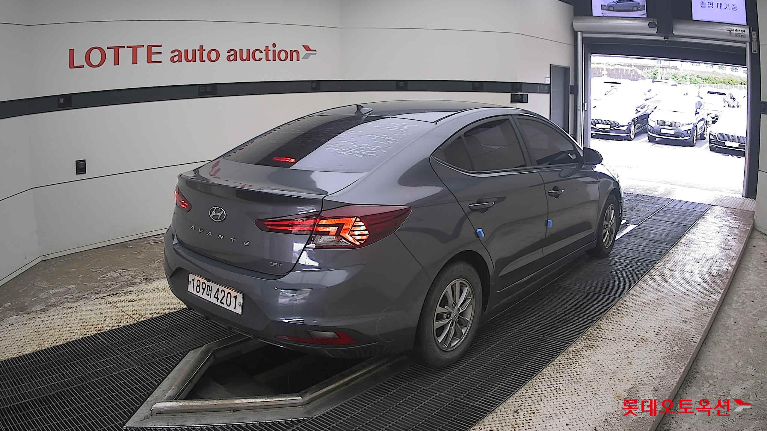 2020 - hyundai avante