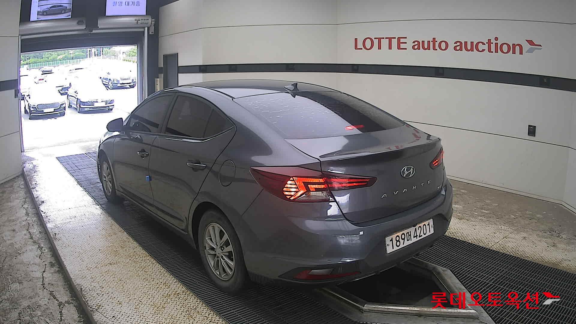 2020 - hyundai avante