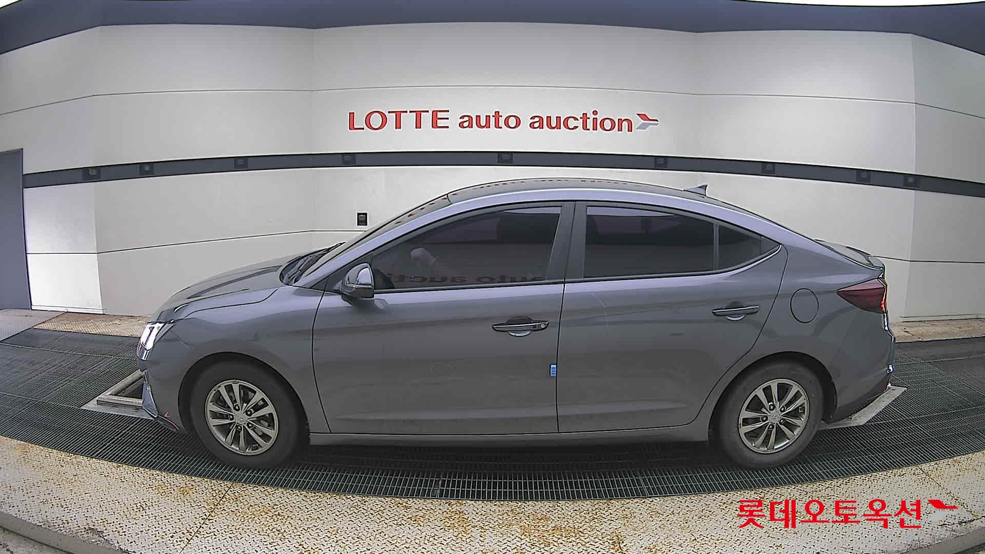 2020 - hyundai avante