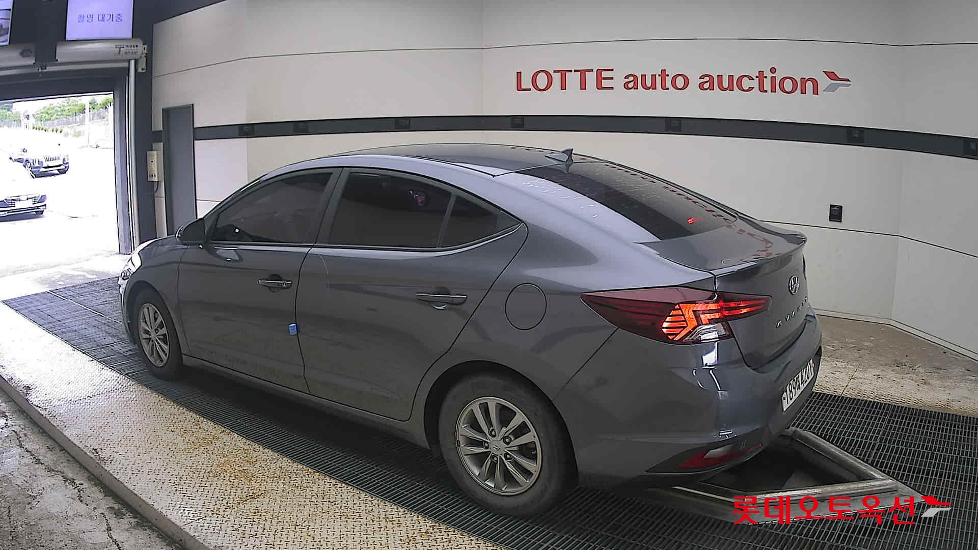 2020 - hyundai avante