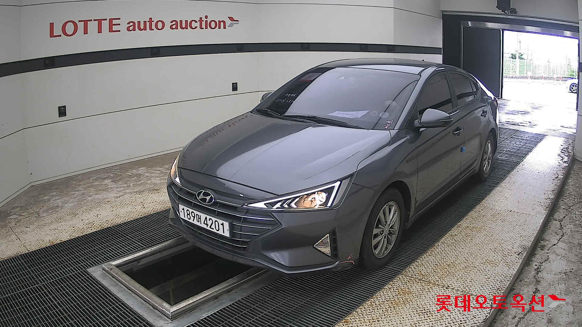2020 - hyundai avante