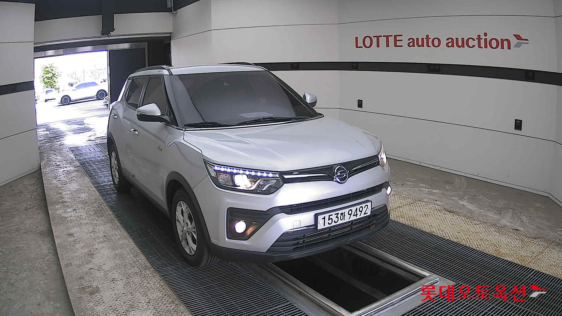 KG Mobility Tivoli - 24